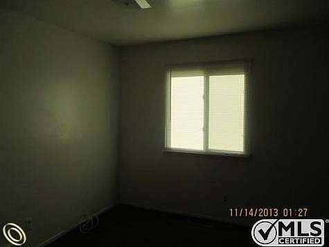 Bedroom.JPG