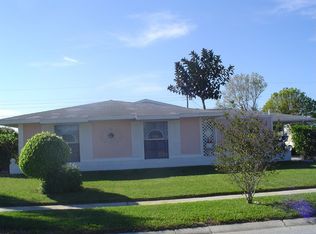 726 Hampton Dr NE, Palm Bay, FL 32905
