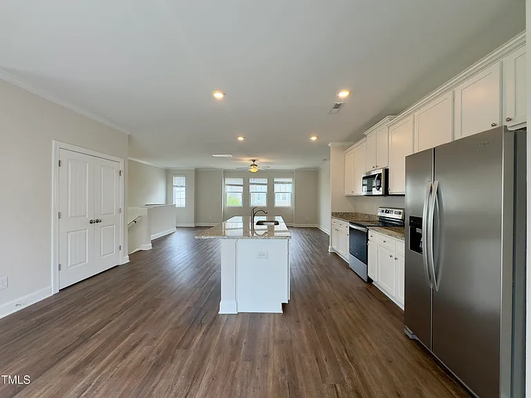 6910 Point Bar Pl — Photo 8