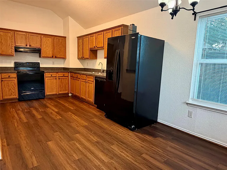 1201 Cumberland Ct — Photo 10