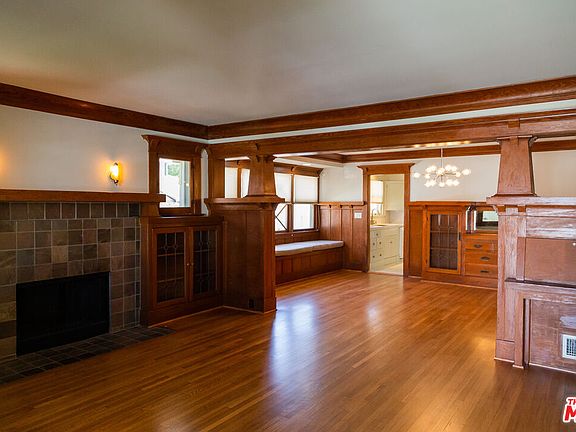 4th image of 2612 Highland Ave