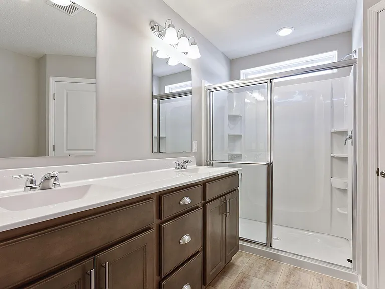 5182 Hampton St NE — Photo 24