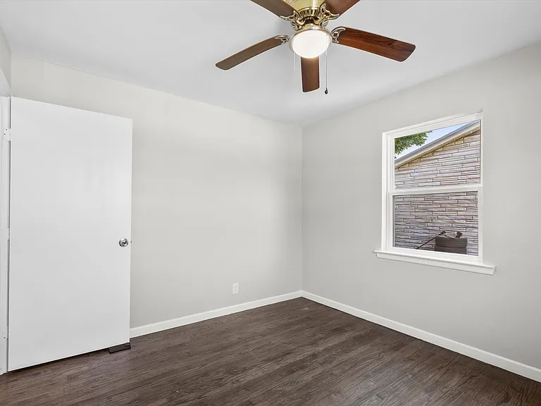 12030 Willowdell Dr — Photo 11