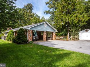 2342 Sams Creek Rd, Westminster, MD 21157