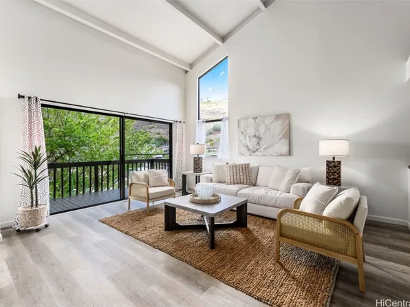 1487 Hiikala Pl APT 8, Honolulu, HI 96816