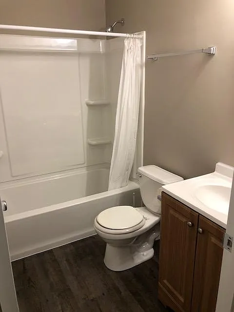 1 bed, 550 sqft, $695 — Photo 4