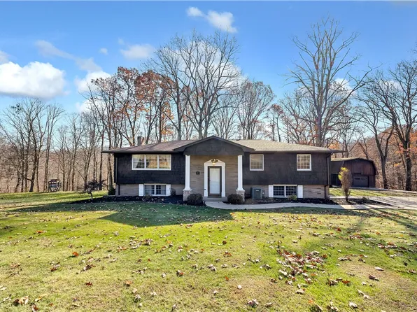 18 Colwell St, Burgettstown, PA 15021