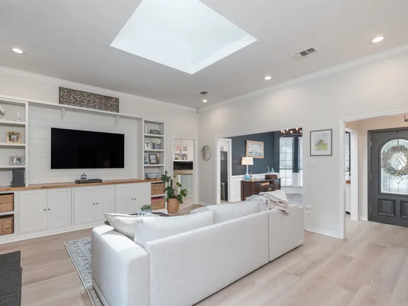 4001 Dorris Rd, Irving, TX 75038