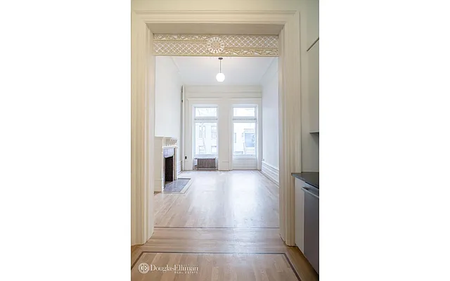 Rented by Douglas Elliman | media 24