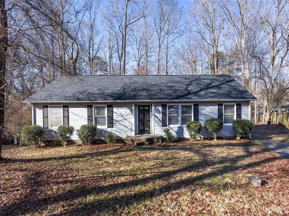 7405 Feathers Pl, Charlotte, NC 28213