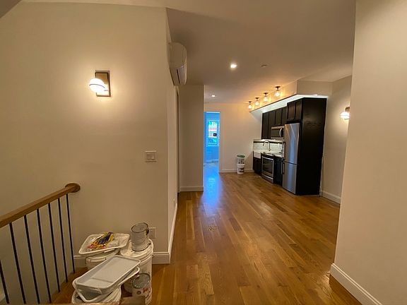 3rd image of 221 Clarkson Ave #1FR