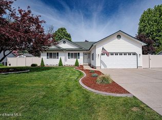 8447 N Summerfield Loop, Hayden Lake, ID 83835