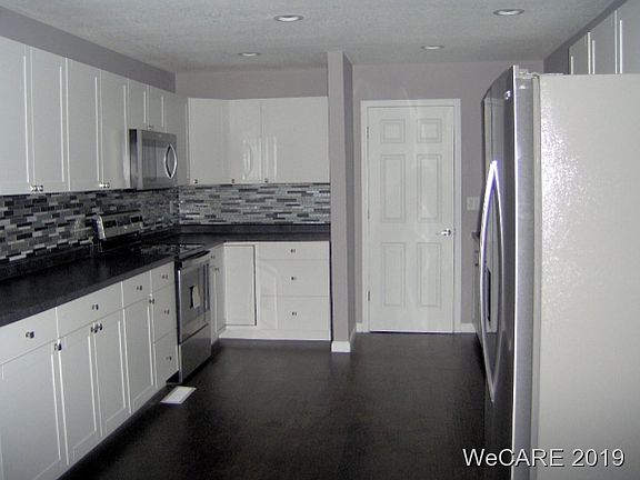 5th image of 1405 N West St