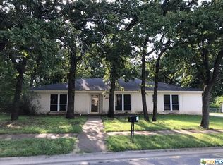 402 Carothers St, Copperas Cove, TX 76522