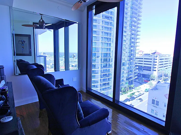 1 Beach Dr SE #1014 — Photo 26