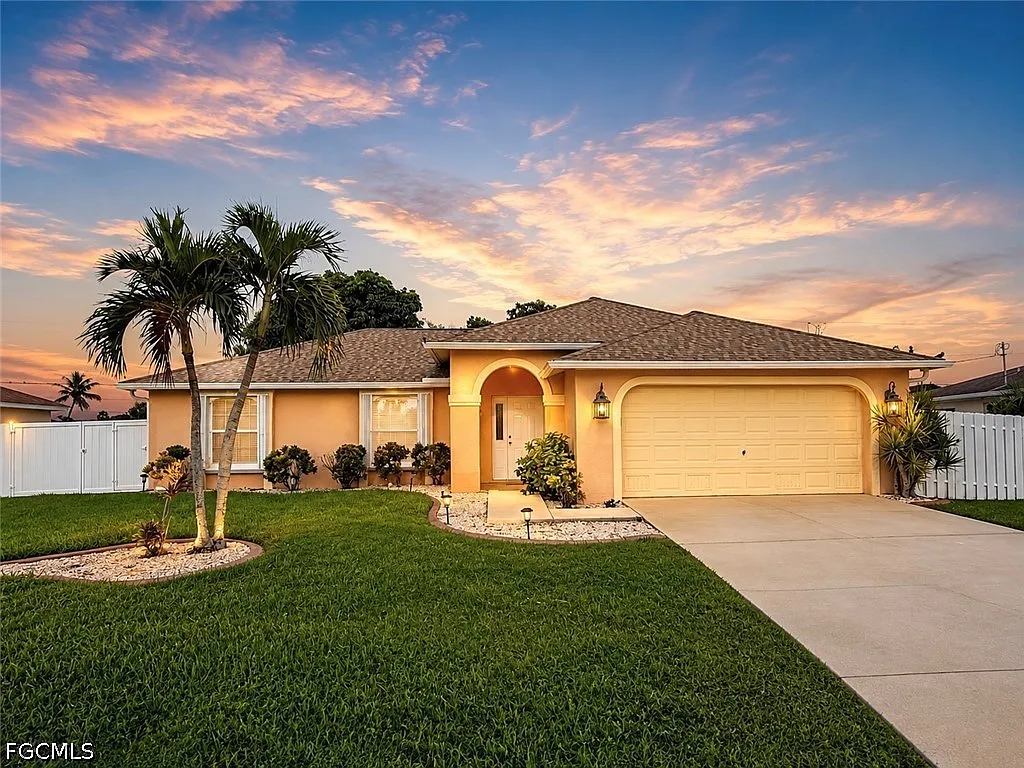 3 bed, 2.0 bath, 1426 sqft, $1,500 — Photo 1