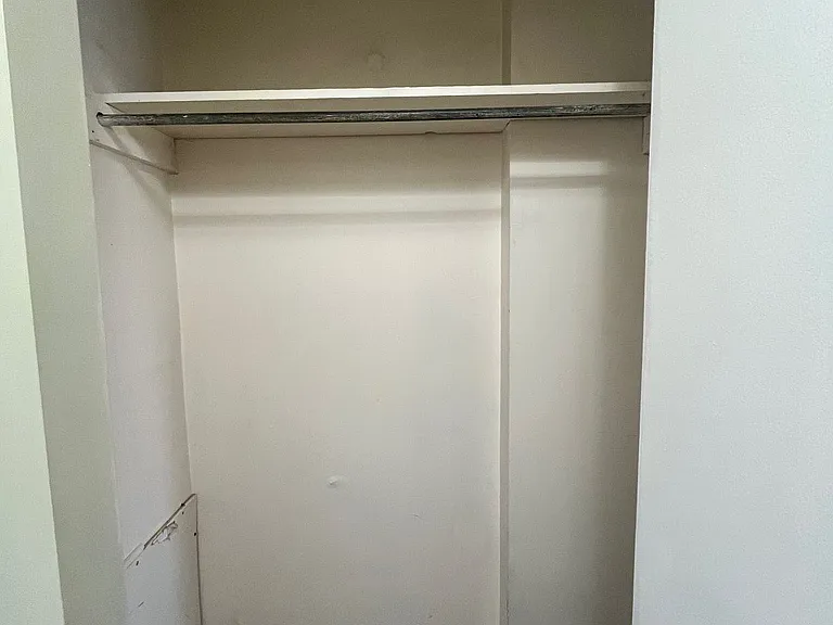 134 College Ave #R — Photo 8