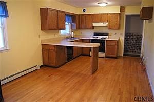 2nd image of 12 Evelyn Dr