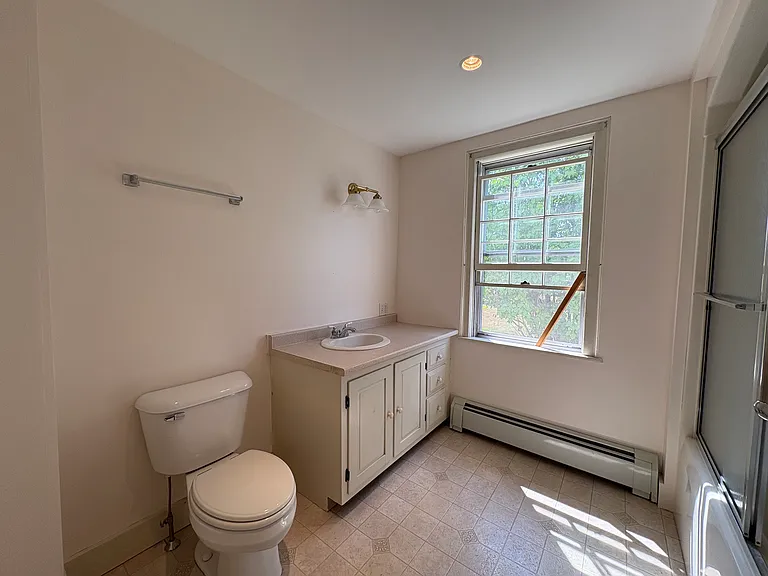 528 Sennebec Rd — Photo 10