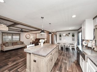 131 Kiowa Ct, Rosharon, TX 77583