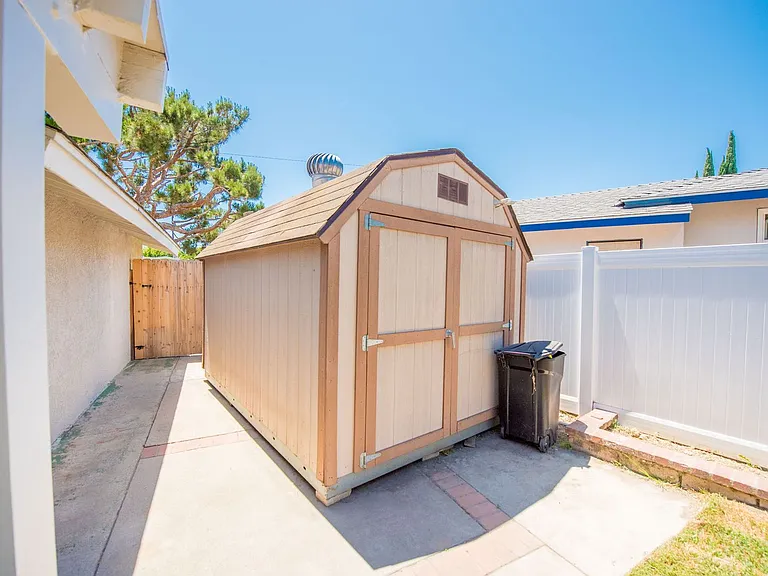 13391 Wynant Dr — Photo 30