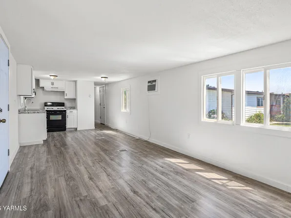 55 W Washington Ave Unit 61, Yakima, WA 98903