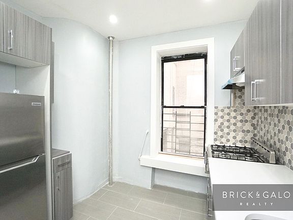 2nd image of 507 W 170th St APT 21