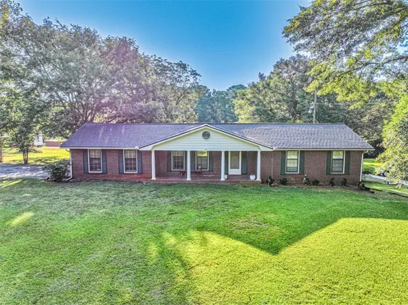 684 N Cherokee Rd, Social Circle, GA 30025
