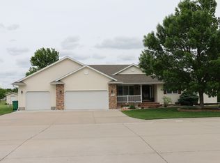 4171 Norwood Dr, Grand Island, NE 68803