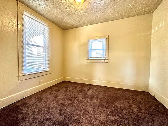 5th image of 405 N Bradley Ave