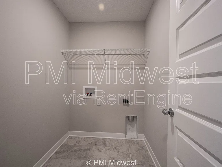 7278 Zanesville Rd — Photo 44
