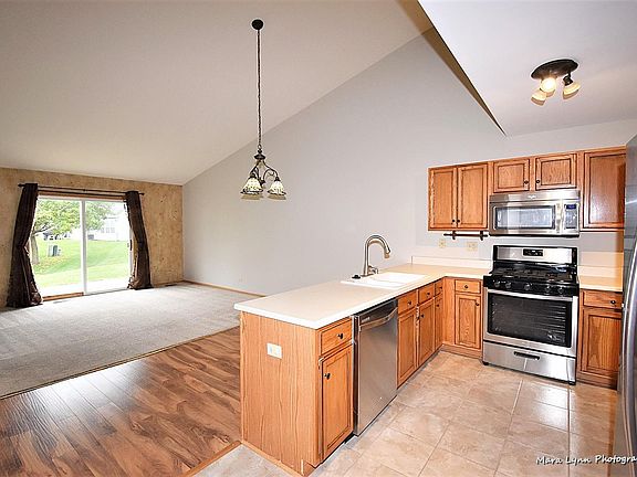 5th image of 1304 Jenna Dr APT A