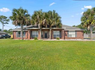 1009 Ashley Rd, Milton, FL 32583