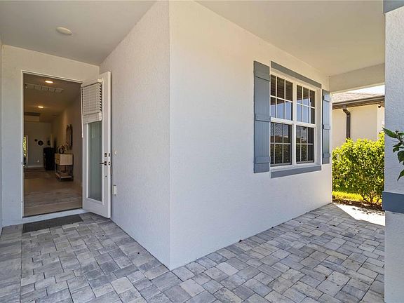 5th image of 1890 SUNSET PRESERVE WAY