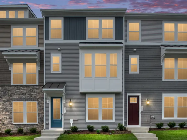 9207 Forkleaf Oak Dr, Fredericksburg, VA 22407