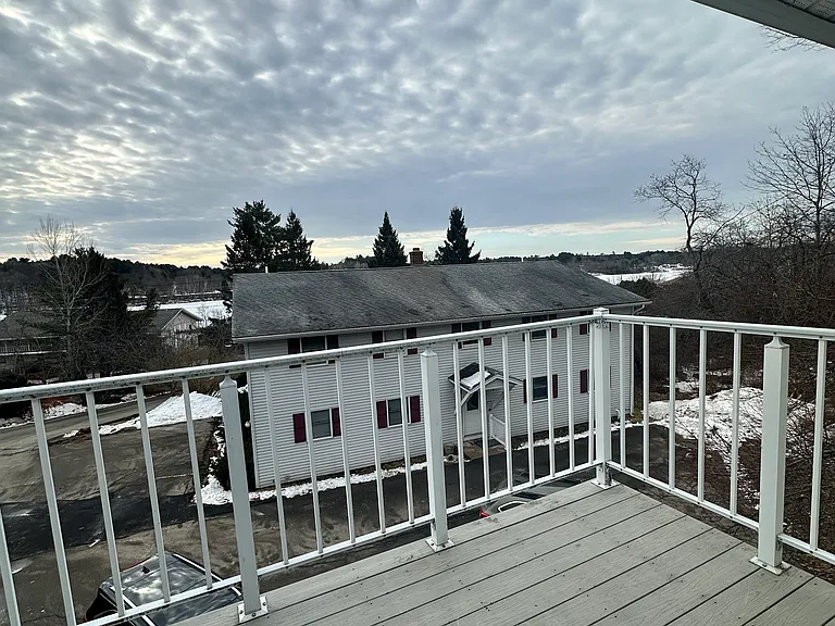 816 State St #3 — Photo 6