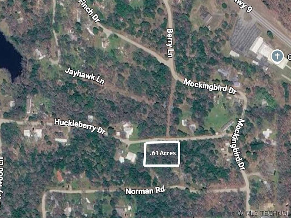 1st image of 14 Huckleberry Dr