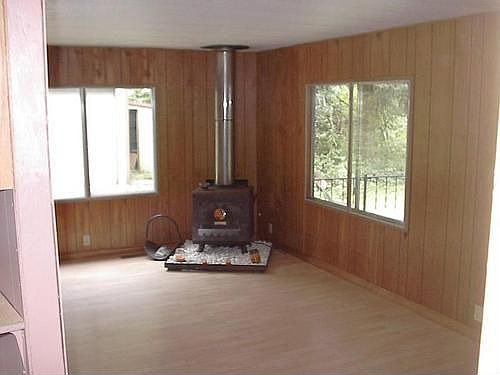 4th image of 23104 Alder Dr