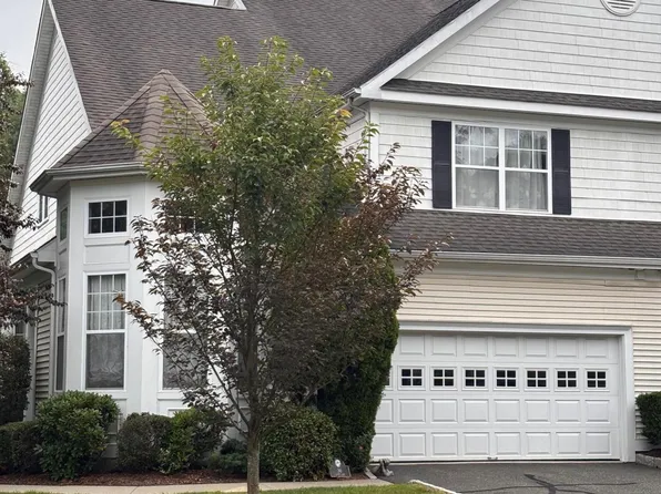 30 Faith Lane #30, Danbury, CT 06810