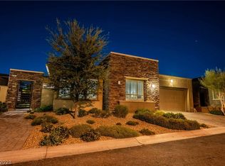 6761 Silver Crescent St, Spring Valley, NV 89148