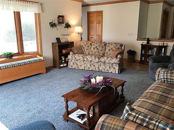 5th image of 1707 Daniel Dr