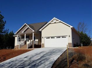 516 Aberdeen St NW, Conover, NC 28613