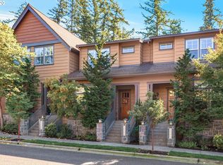 10358 SW Windwood Way, Portland, OR 97225