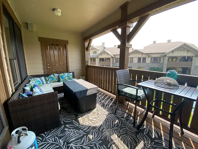 6005 Saint Moritz Dr #B — Photo 16