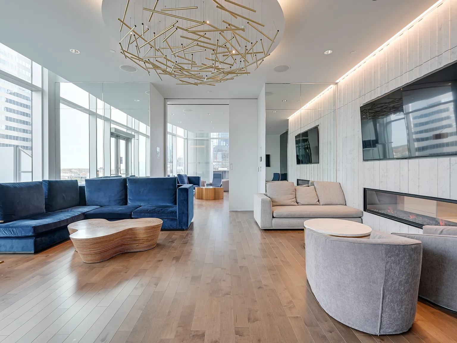 Legends Private Residences — Photo 3