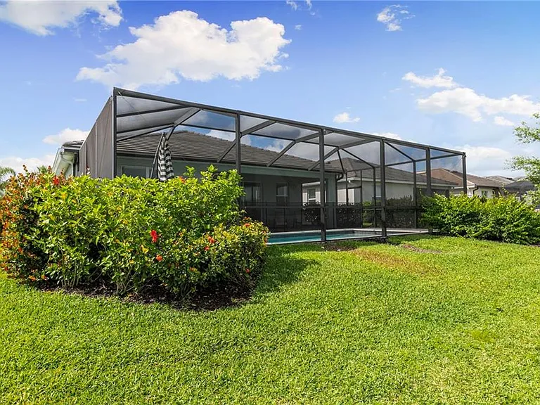 2525 Kona Way — Photo 30