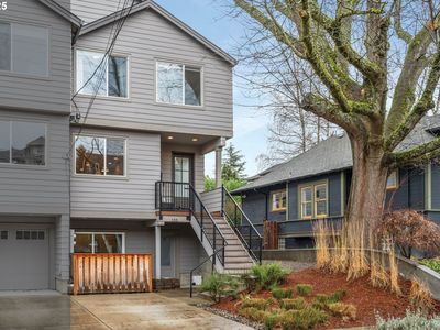 155 NE Ivy St, Portland, OR, 97212