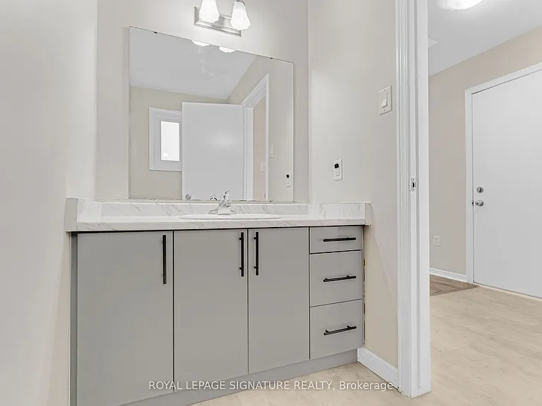 42 Baxter Cres — Photo 18