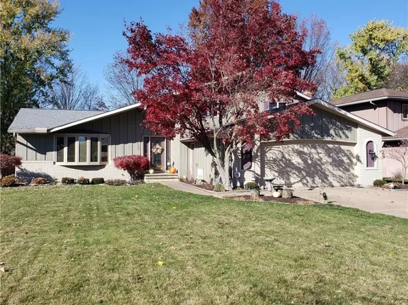 16985 Deer Path Dr, Strongsville, OH 44136
