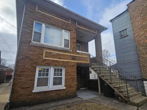 517 W Columbus Dr, East Chicago, IN 46312